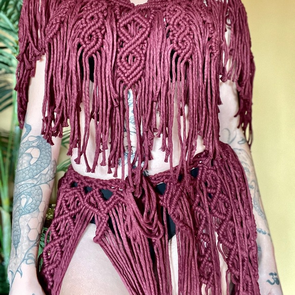 Handmade Macramé High Low Skirt - Picture 4 of 9